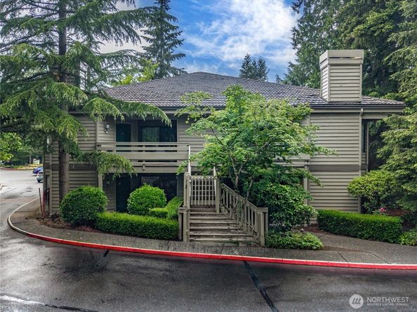 1300 Bellevue Way NE 2, Bellevue WA 98004