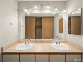 1300 Bellevue Way NE 2, Bellevue WA 98004