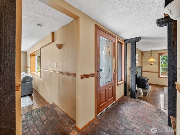 3306 217th Place SE, Sammamish WA 98075