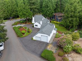3306 217th Place SE, Sammamish WA 98075