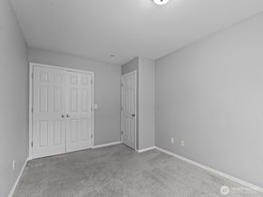 Undisclosed Address #2520092, Kent WA 98031