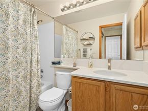 5620 14th Drive W Q201, Everett WA 98203