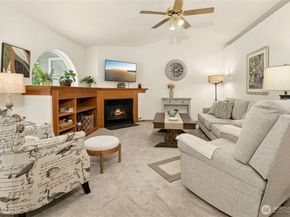 5620 14th Drive W Q201, Everett WA 98203
