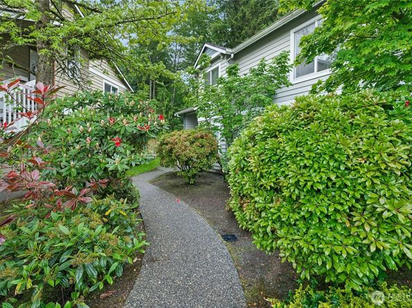 5620 14th Drive W Q201, Everett WA 98203