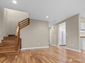 19203 40th Avenue W A4, Lynnwood WA 98036