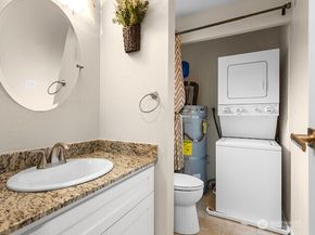 19203 40th Avenue W A4, Lynnwood WA 98036
