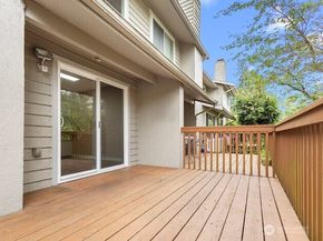 19203 40th Avenue W A4, Lynnwood WA 98036