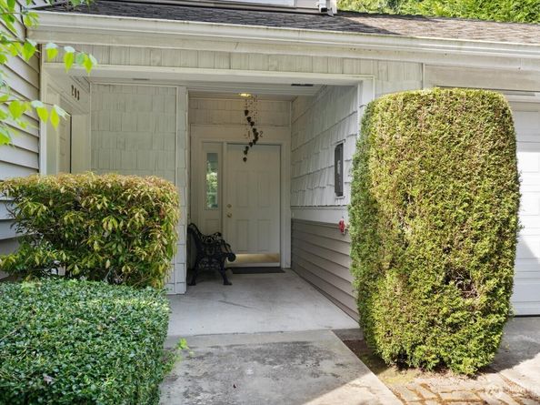 400 228th Street SW D102, Bothell WA 98021