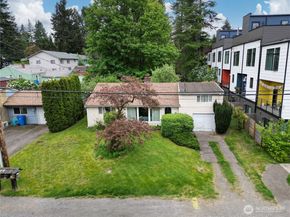 18034 10th Avenue NE, Shoreline WA 98155