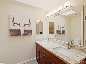 750 Kalmia Court NW, Issaquah WA 98027
