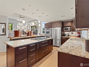750 Kalmia Court NW, Issaquah WA 98027