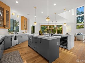5225 114th Ave NE, Kirkland WA 98033