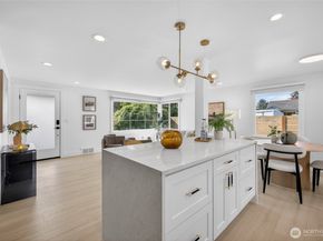 3402 48th Avenue SW, Seattle WA 98116