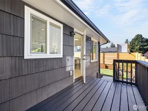 3402 48th Avenue SW, Seattle WA 98116