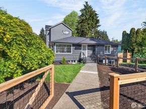 3402 48th Avenue SW, Seattle WA 98116