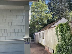 541 NE Alder Street, Issaquah WA 98027