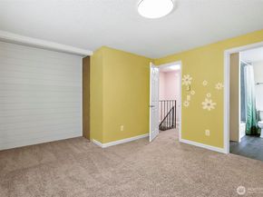 1040 S 320th Street 5, Federal Way WA 98003