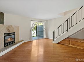1040 S 320th Street 5, Federal Way WA 98003
