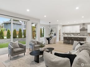 719 Edmonds Way, Edmonds WA 98020