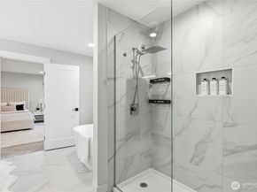 719 Edmonds Way, Edmonds WA 98020