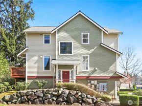 13000 Admiralty Way G101, Everett WA 98204