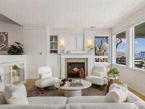2349 Harbor Avenue SW 701, Seattle WA 98126