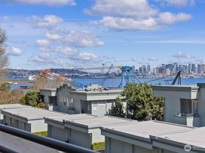 2349 Harbor Avenue SW 701, Seattle WA 98126