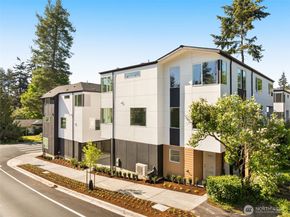 18002 C 10th Avenue NE, Shoreline WA 98155