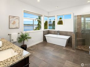 8418 Island Drive S, Seattle WA 98118