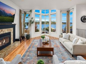 8418 Island Drive S, Seattle WA 98118