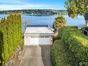 8418 Island Drive S, Seattle WA 98118
