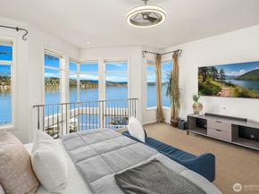 8418 Island Drive S, Seattle WA 98118