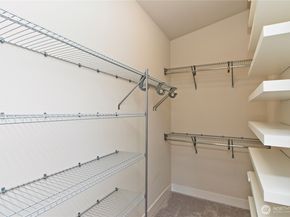 1471 14th Place NE, Issaquah WA 98029