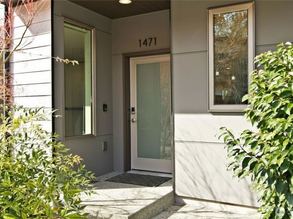 1471 14th Place NE, Issaquah WA 98029