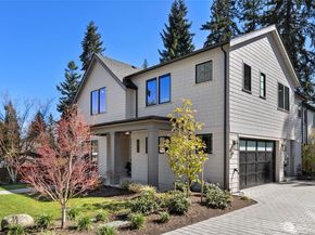 13017 NE 113th St 1, Kirkland WA 98033
