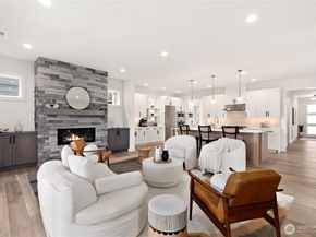 13017 NE 113th St 1, Kirkland WA 98033