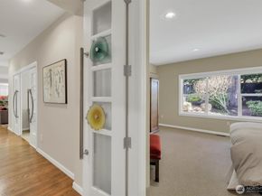 1434 108th Avenue NE, Bellevue WA 98004