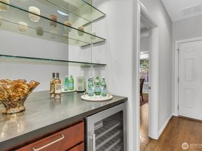 1434 108th Avenue NE, Bellevue WA 98004