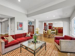 1434 108th Avenue NE, Bellevue WA 98004