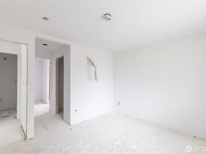 5752 NE 62nd Street, Seattle WA 98115