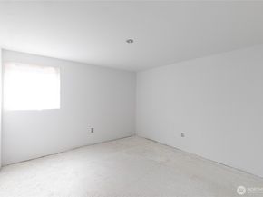 5752 NE 62nd Street, Seattle WA 98115