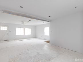 5752 NE 62nd Street, Seattle WA 98115