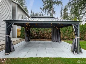 12102 10th Drive SE B, Everett WA 98208