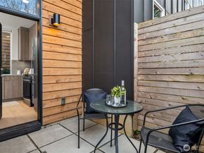 6710 36th Avenue SW B, Seattle WA 98126