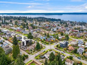 6710 36th Avenue SW B, Seattle WA 98126