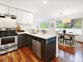 6219 NE 181st Street 301, Kenmore WA 98028