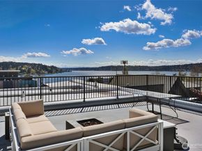 6219 NE 181st Street 301, Kenmore WA 98028