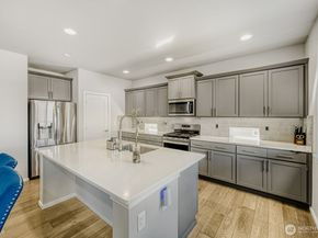 12482 SE 301st Place, Auburn WA 98092