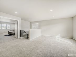 12482 SE 301st Place, Auburn WA 98092