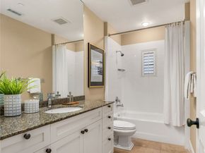 2061 43rd Avenue E 300, Seattle WA 98112